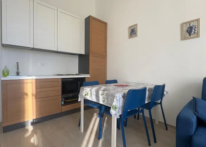 La Casa Di Lory Sul Mare 아파트 *